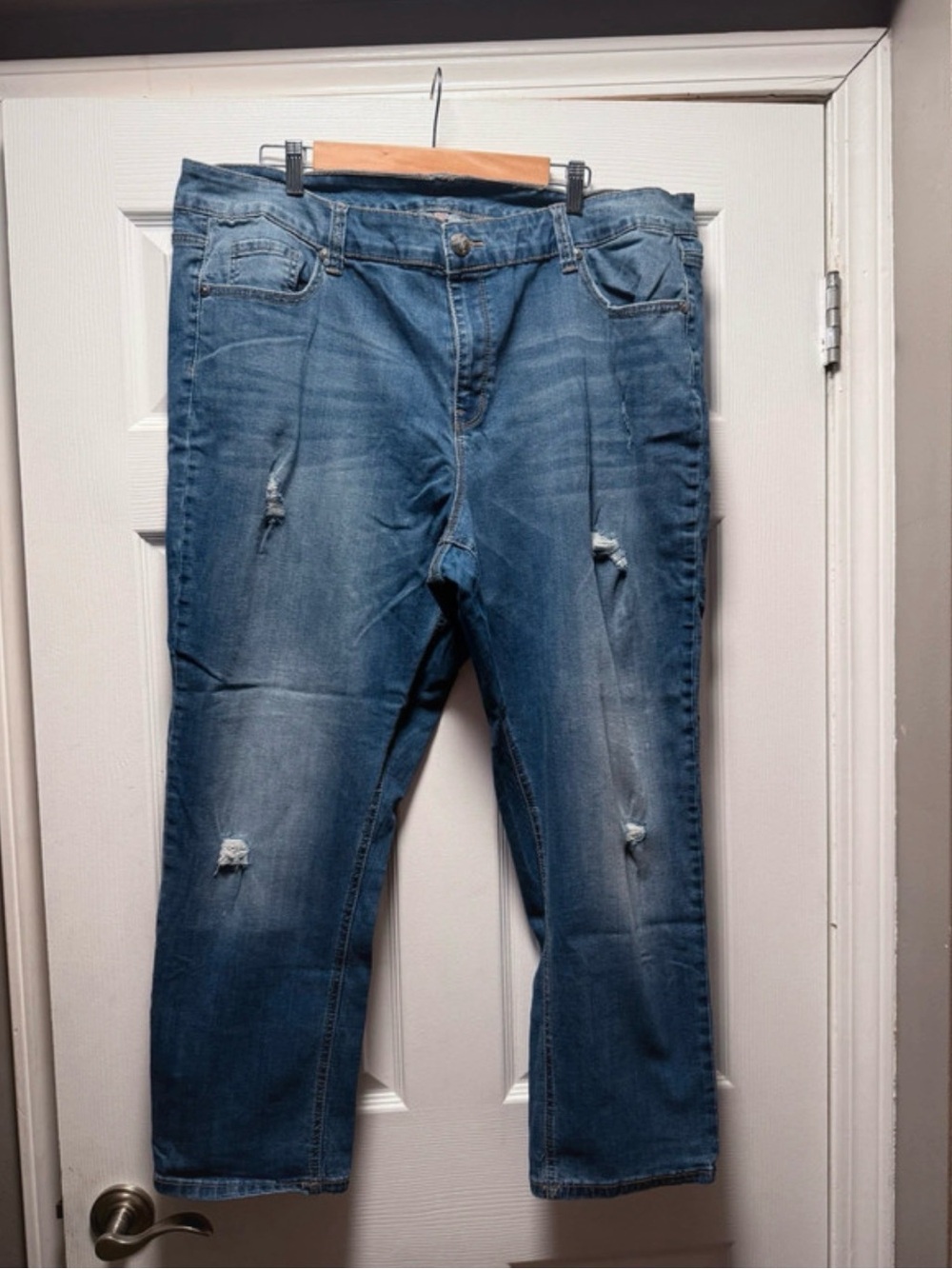 Melissa McCarthy Seven7 distressed blue jeans, Girlfriend fit - size 20